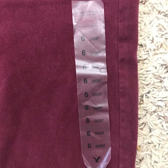 American Eagle Maroon Jegging NWT Size 6 Short - Picture 2 of 7